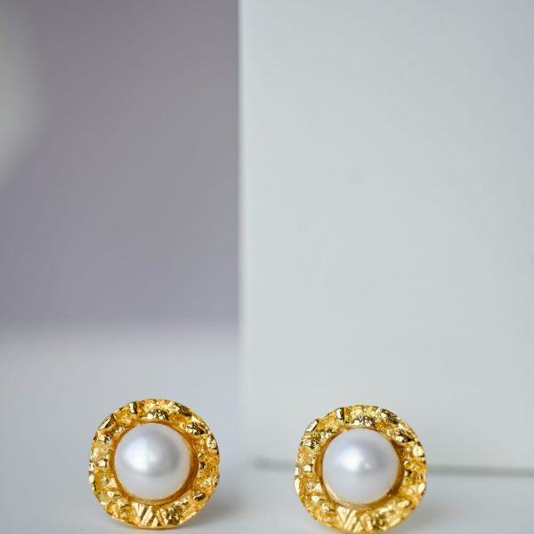 Gilded Molten Studs
